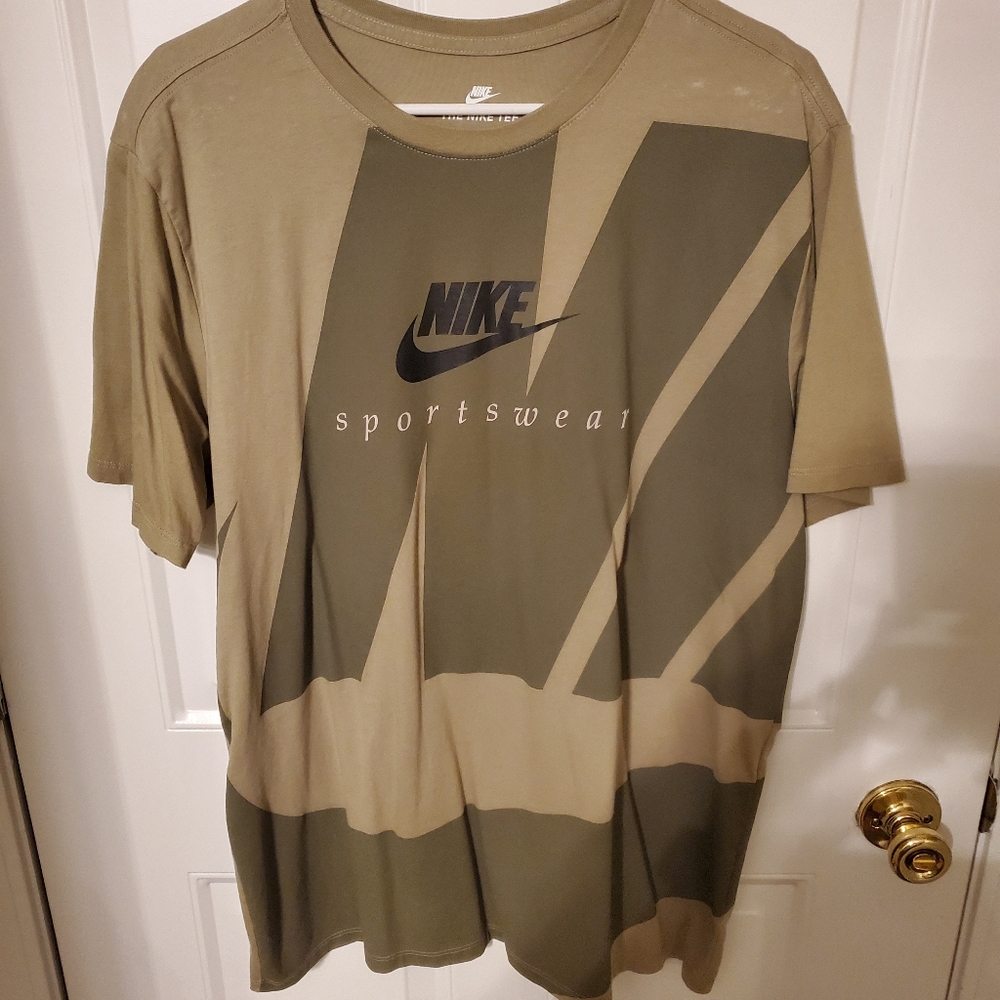 Nike Shirt